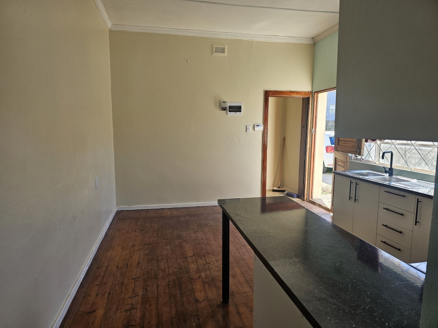 To Let 2 Bedroom Property for Rent in Cambridge Eastern Cape